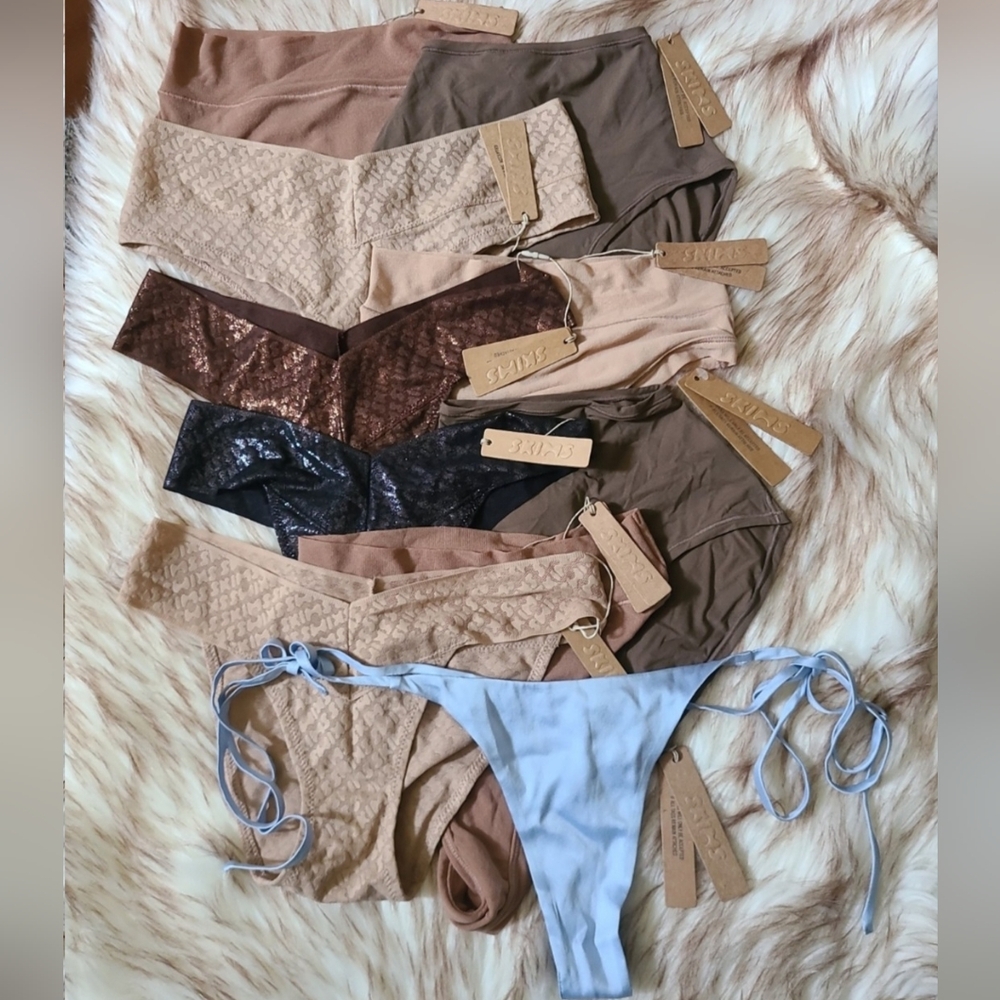 NWT SKIMS 10 Piece Underwear Bundle Size XXS